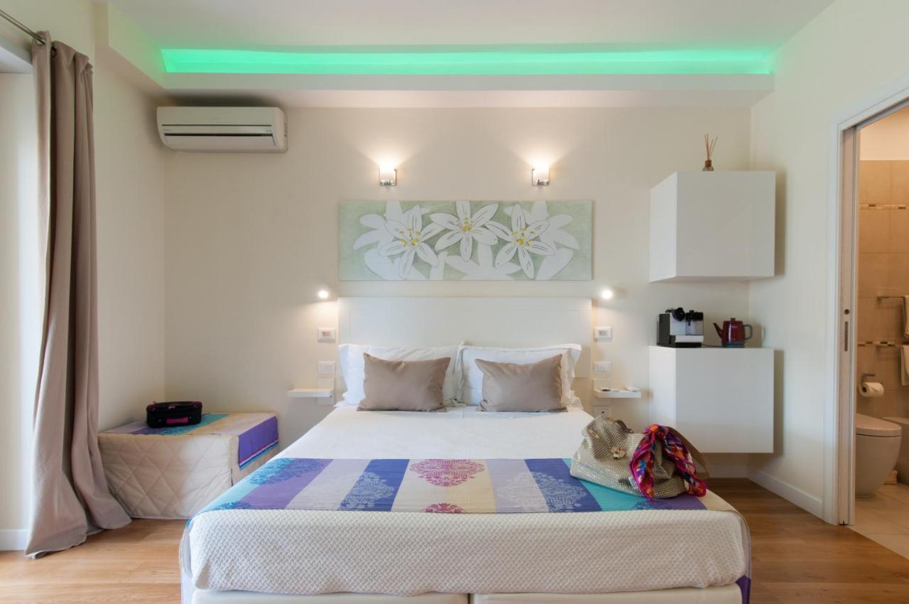 Tre Civette Sul Como Bed & Breakfast *