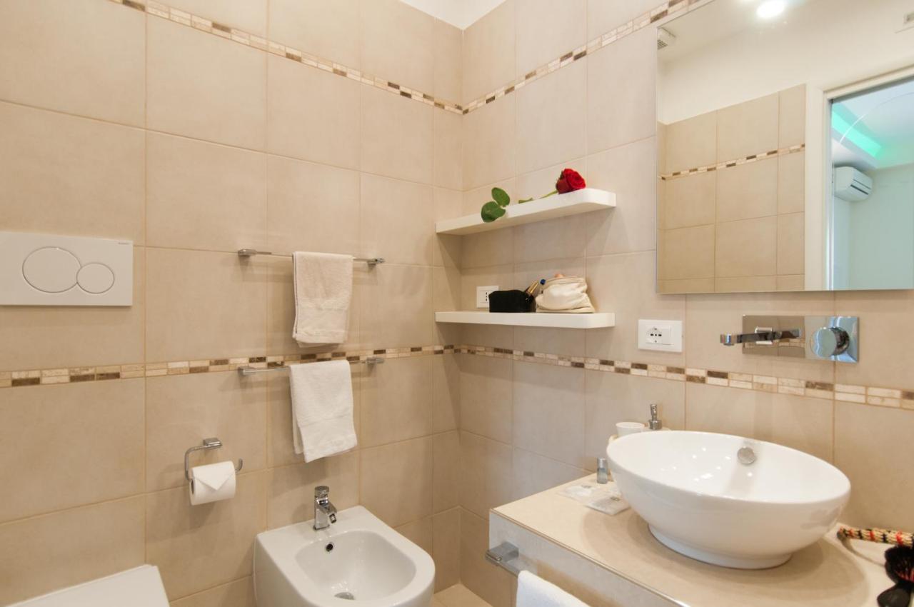 Tre Civette Sul Como Bed & Breakfast